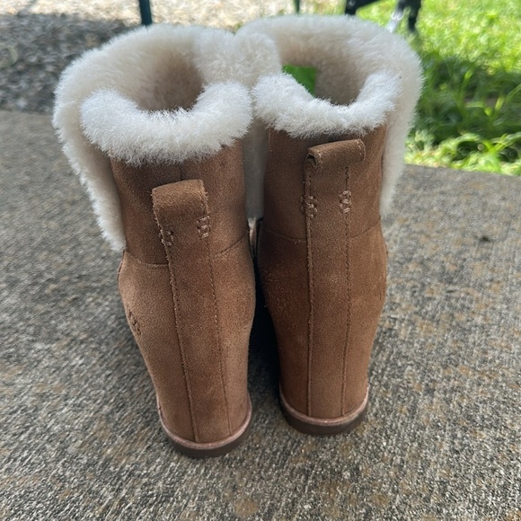 Ugg Seyline Wedge Booties Women’s size 11 - Picture 4 of 7